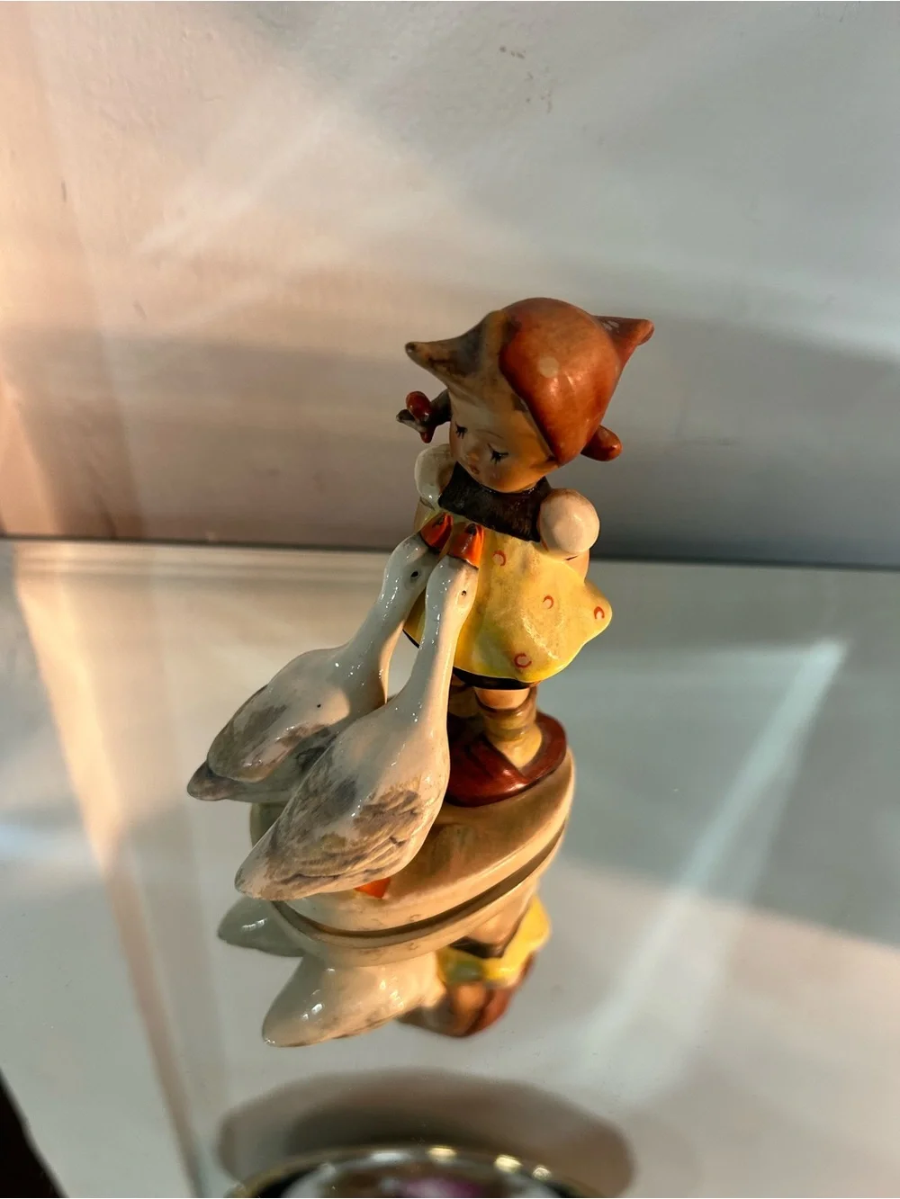Hummel with rate stamp Girl with Geese Ceramic Figurine -